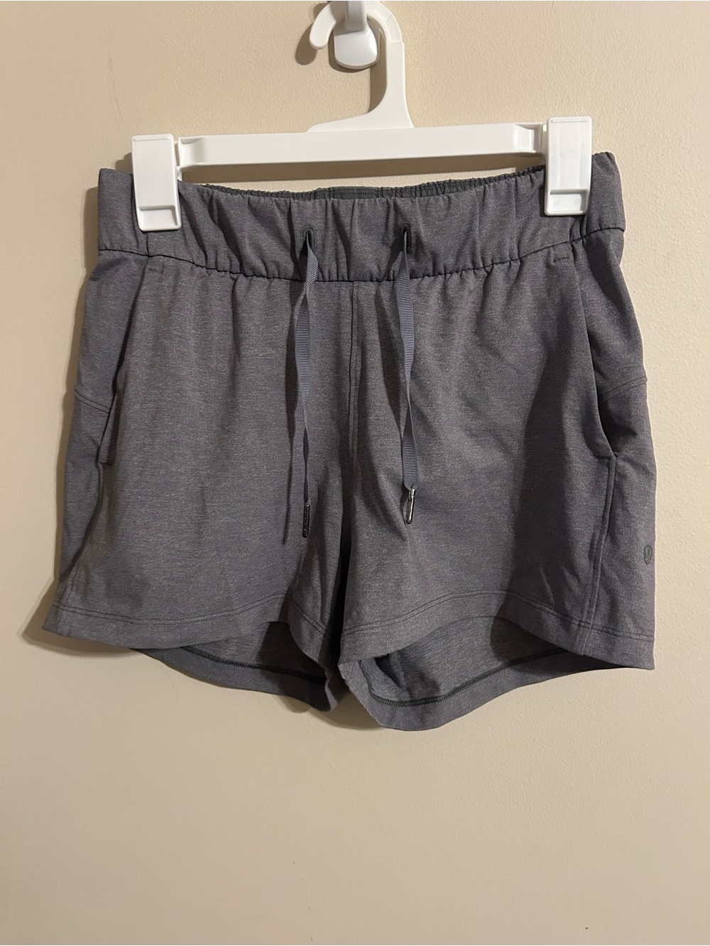 Lululemon Every Moment Short 3.5".